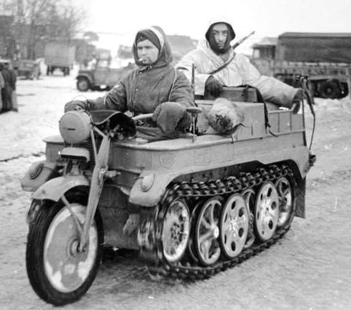 Гусеничный мотоцикл SDKFZ 2