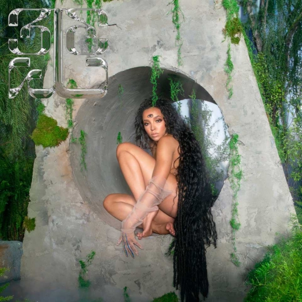  Tinashe publica su nuevo disco, ‘333’ (+vídeo)