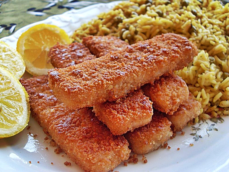 Ma Cuisine Végétalienne: Poissons panés et curry de riz aux petits pois ...