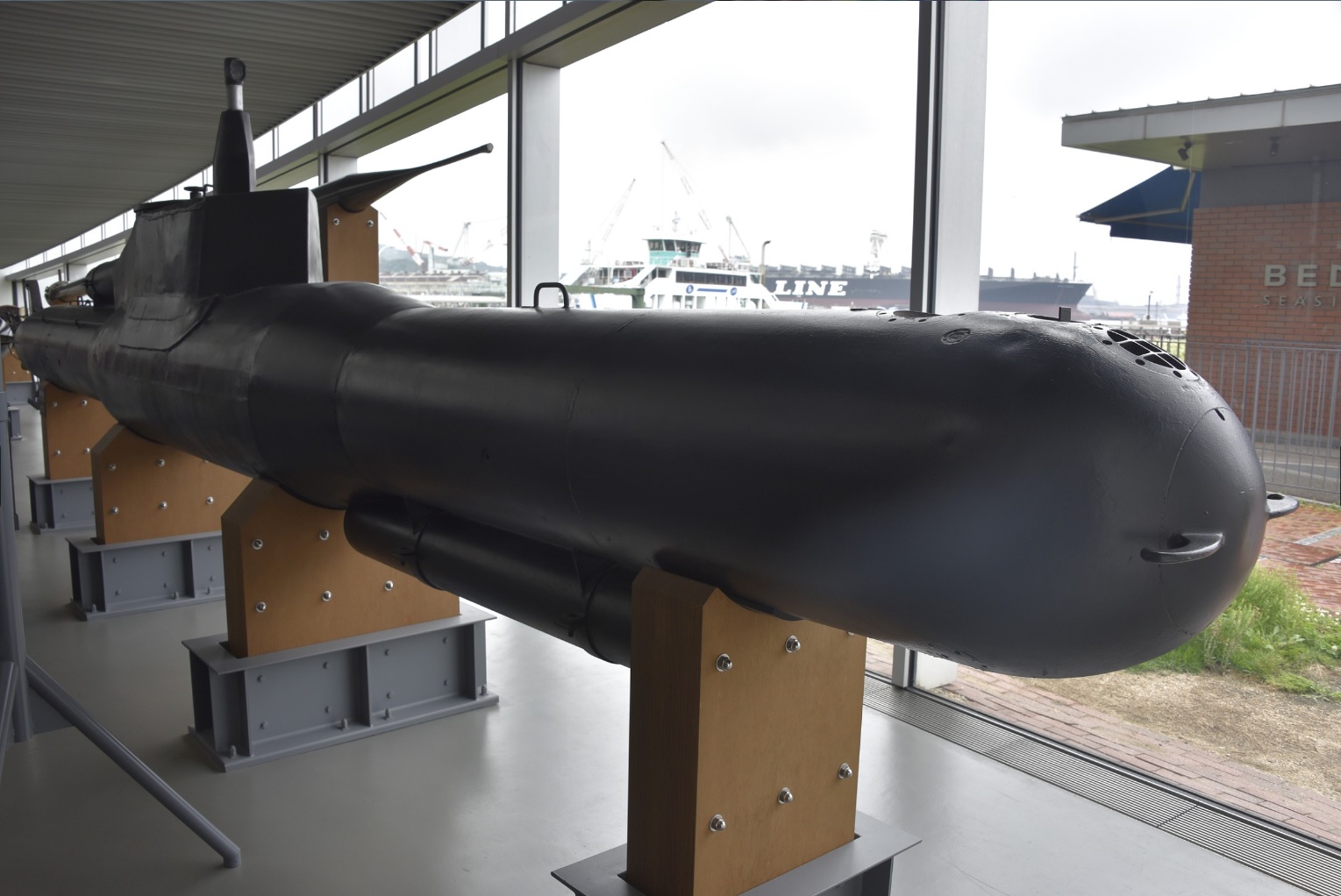 торпеда управляющая смертником 6 букв. человеко торпеда кайтен. управляемая торпеда kaiten-ii. кайтен камикадзе торпеды. японская подводная лодка камикадзе.