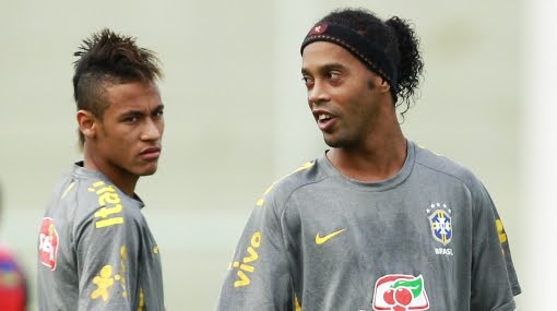 Neymar y Ronaldinho hablan del Barça