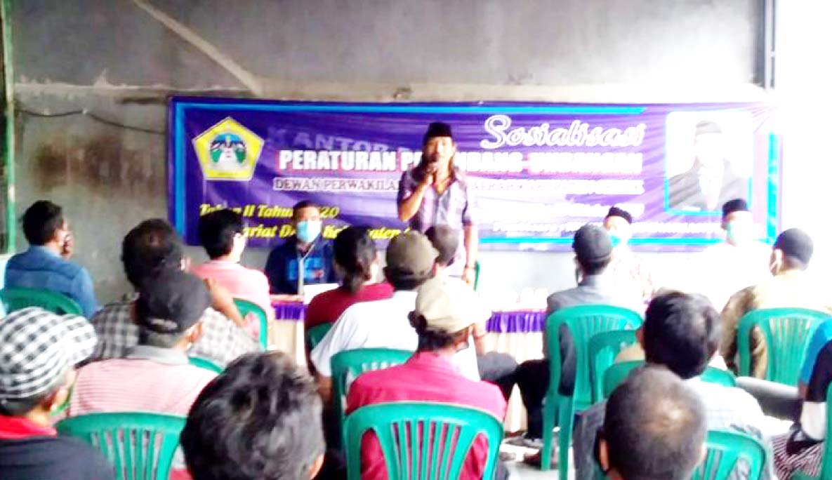 Anggota Dprd Gresik Nur Hudi Gelar Sosialisasi Perbup No 22 Th 2020 Tentang Prokes Covid 19 Laras Post