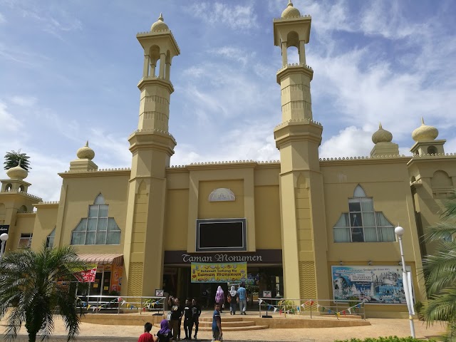 Percutian Keluarga ke Taman Tamadun Islam, Terengganu