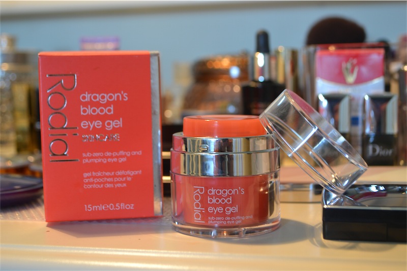 Beauty-Day / Rodial Dragon's Blood Eye Gel - To Be Addicted To