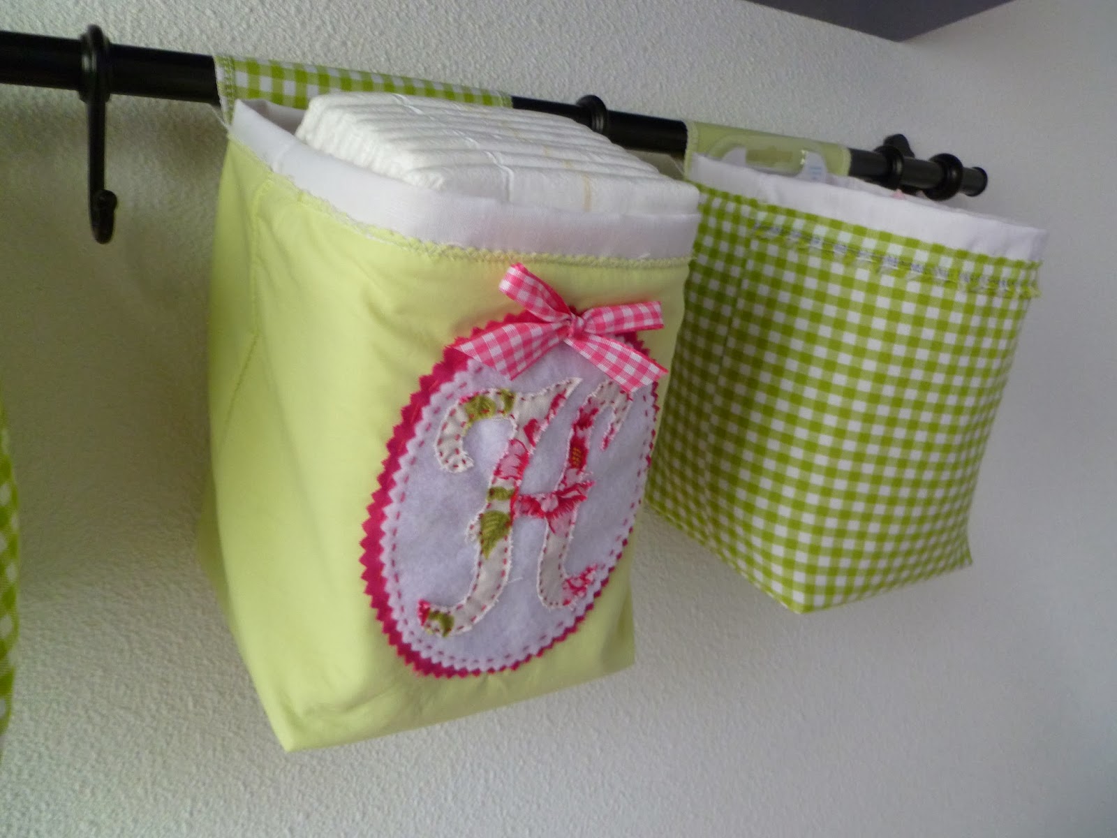 Marly Design Hanging fabric baskets