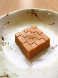 The Nagoya Foodie: Tirol Chocolate Flavour #12: Lapoppo Farm Sweet Potato and Apple Pie