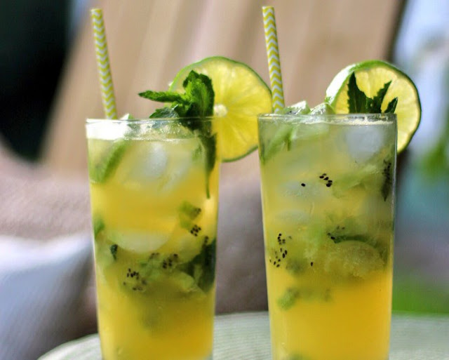 Cucumber Pineapple Gin Refresher #drinks #cocktails