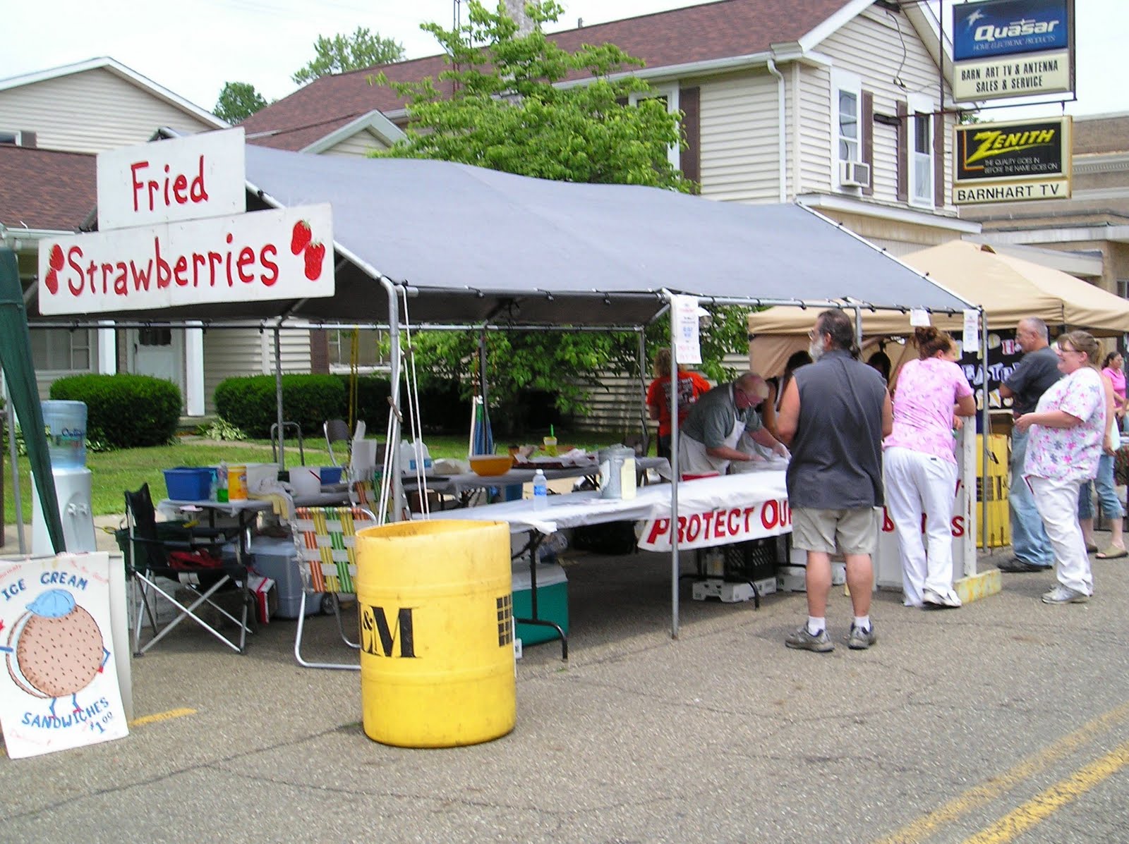 Bolivar Strawberry Festival Bolivar, Ohio