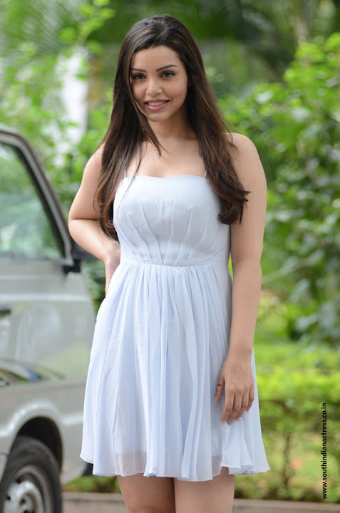 Kyra Dutt at Ego Press Meet
