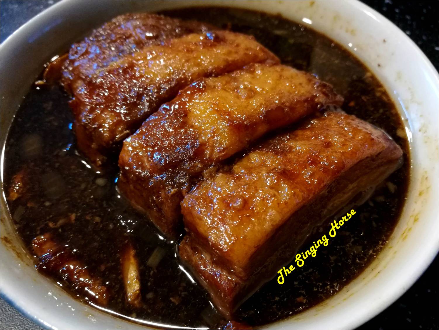 Slow Cooker Chinese Braised Pork Belly In Shaoxing Rice Wine 東波肉