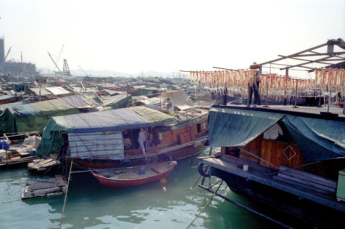 Hong Kong, Aberdeen, calmars, jonques, © L. Gigout, 1990