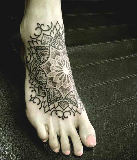 Foot Name Tattoo Ideas