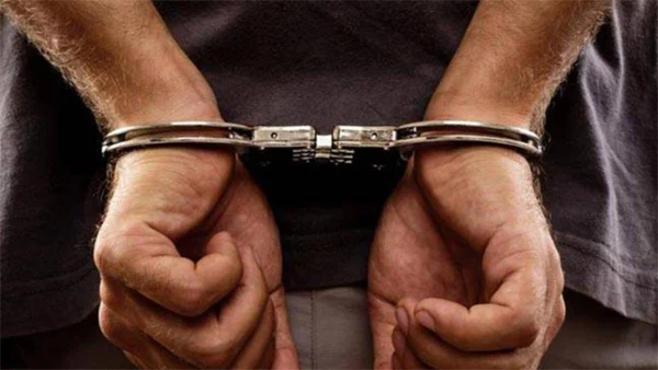  One arrested for attacking man under home quarantine at Pathanamthitta, Pathanamthitta, News, Local-News, Attack, Injured, Complaint, Family, Police, Arrested, Kerala