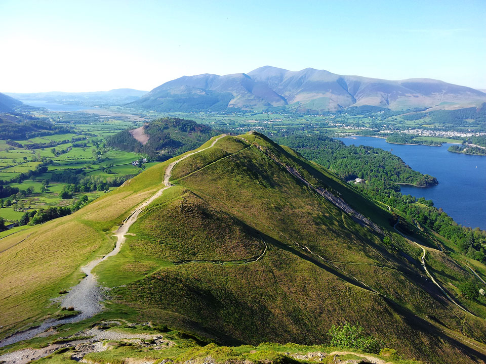 The 4 best Catbells walks, near Keswick, with route maps | The Hiking
