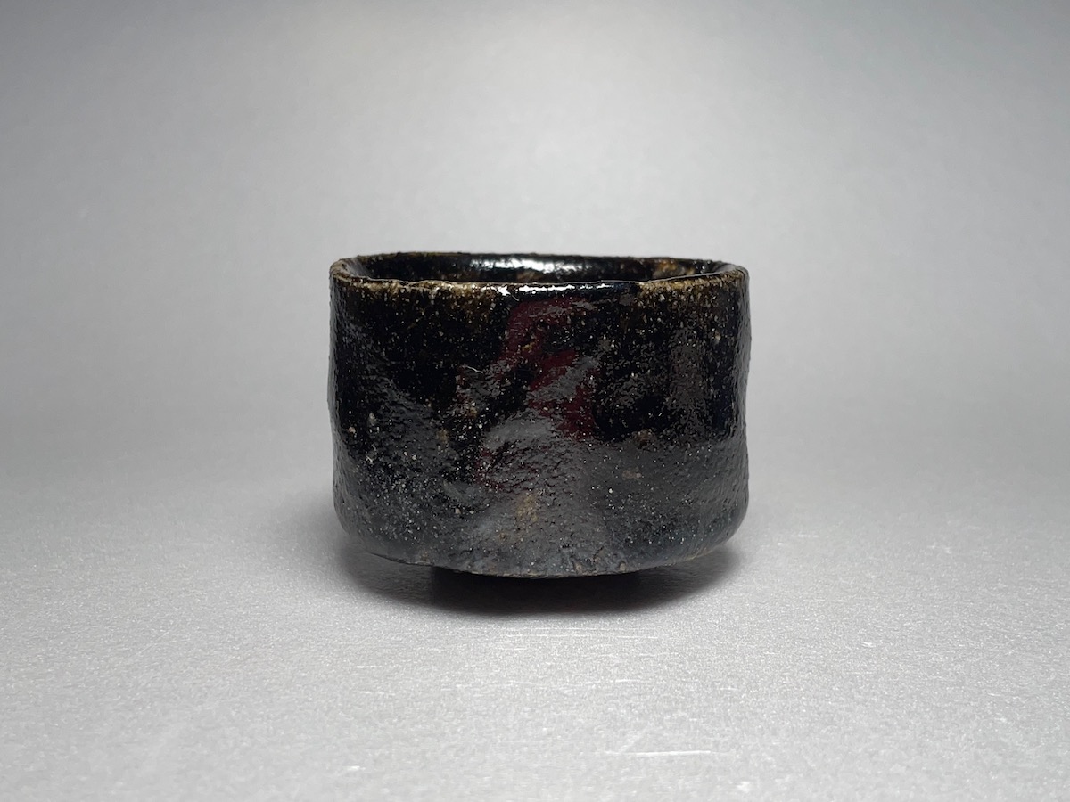 辻村塊 引き出し黒ぐいのみ(高島屋酒器展) Black Sake Cup by