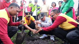 Giat Polres Pare Pare Bersama Forkopimda, Tanam Ribuan Bibit Pohon