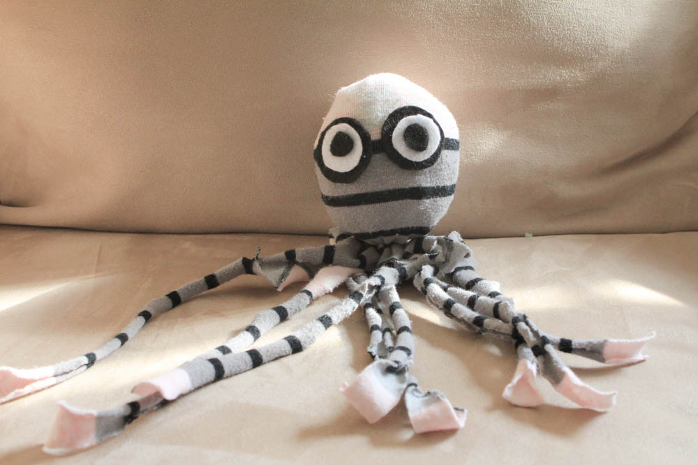 sassafras sock octopus diy kid project