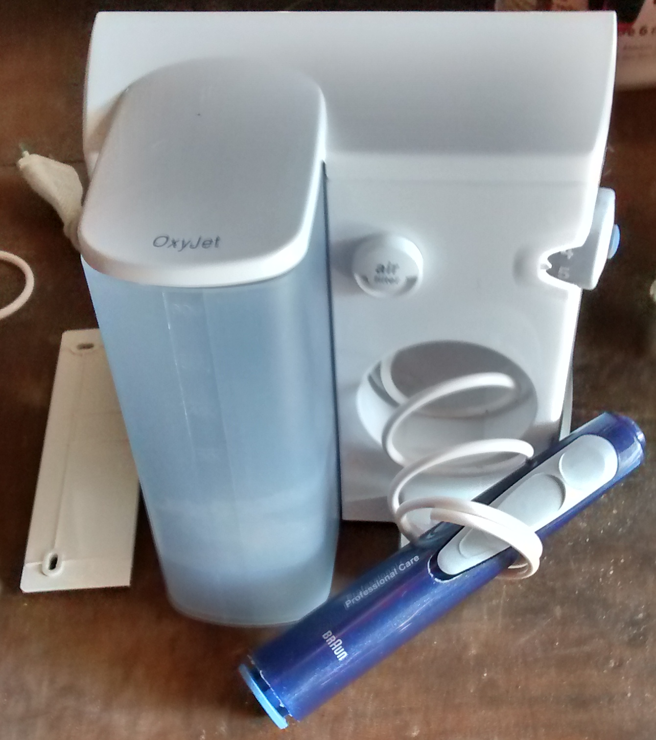 Grinchou Blog Changer Le Tuyau Ou Le Flexible D Un Jet Dentaire