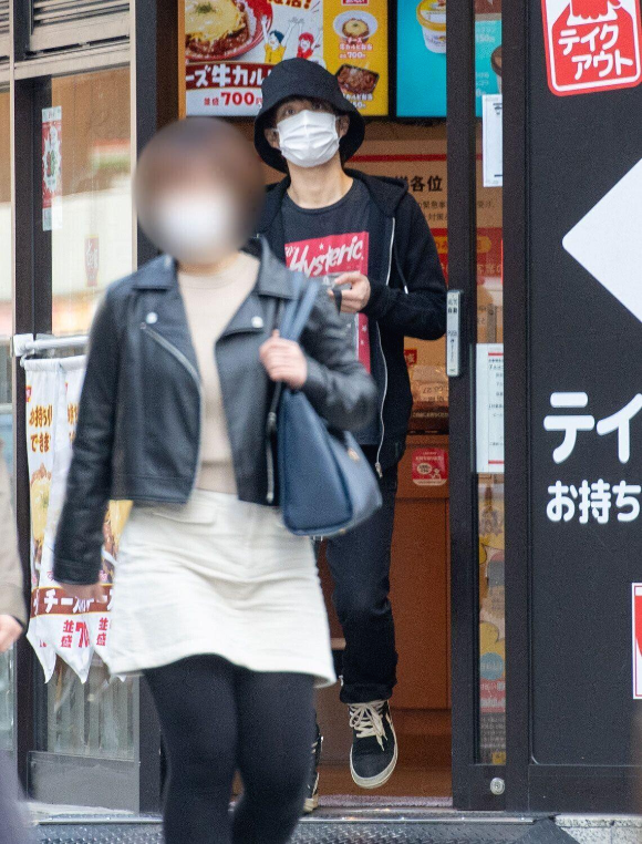 미카미 유아 테크 탈수도 있는 일본 여아이돌 스캔들