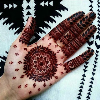 Simple mehendi design Collection Simple mehendi design Collection