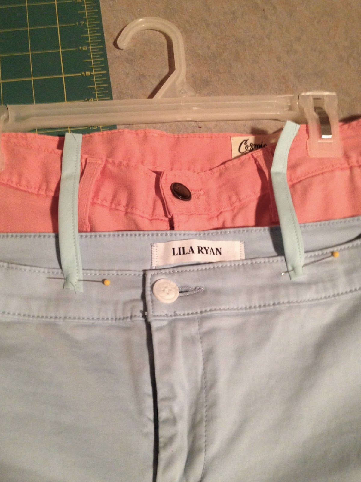 Amy's Creative Pursuits: How To Quickly And Easily Add Belt Loops