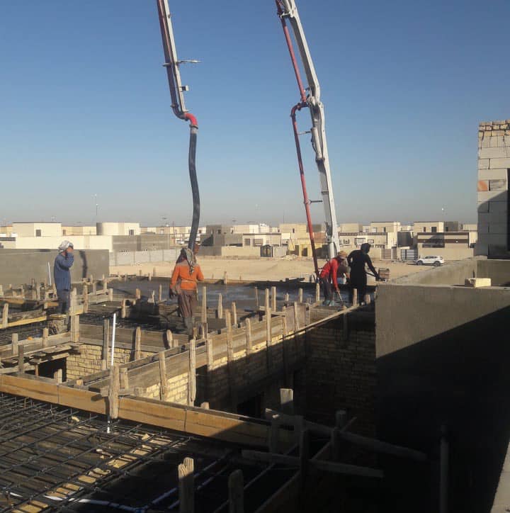 المواطنون يوقفون بناء دورهم وينتظرون دور الحكومة ! المواطنون يوقفون بناء دورهم وينتظرون دور الحكومة !