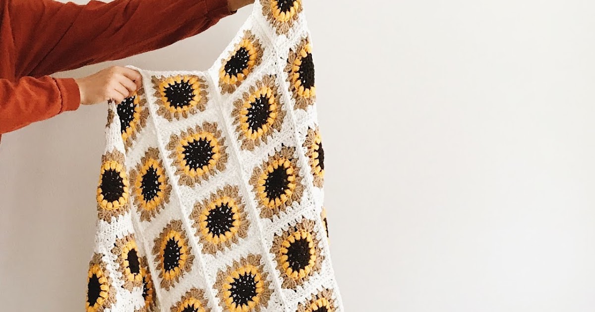 Brenna Ann Handmade FREE Crochet Pattern The Sunflower Blanket by