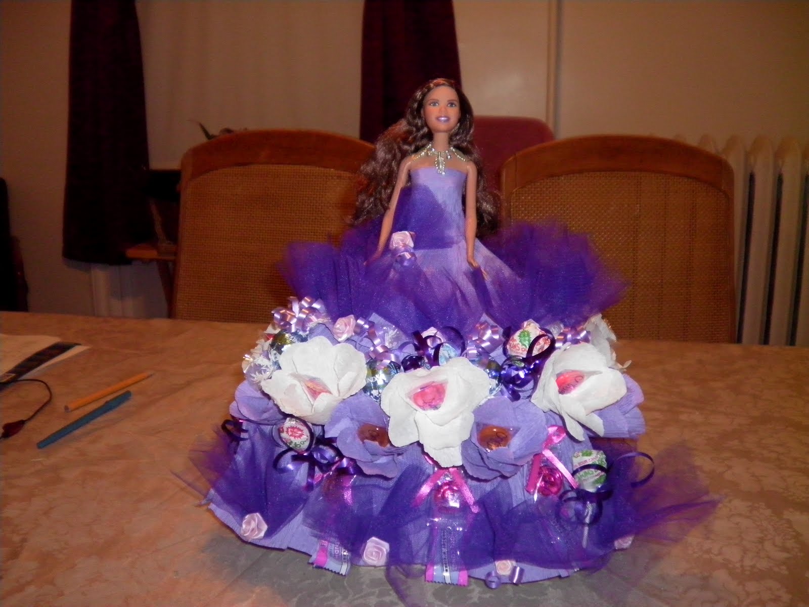 crafts-by-yvonne-doll-centerpiece
