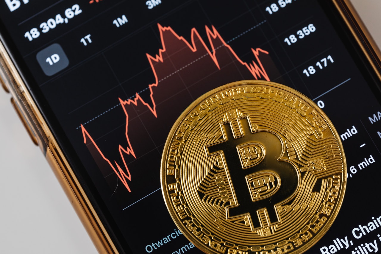 Cryptocurrency and the Rise in illicit Activities Cryptocurrency and the Rise in illicit Activities