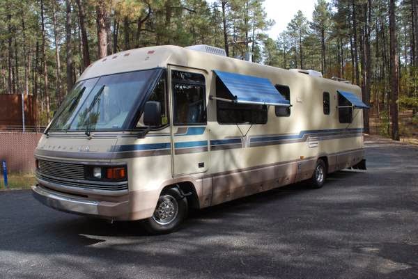 1990 Winnebago Chieftain RV for sale