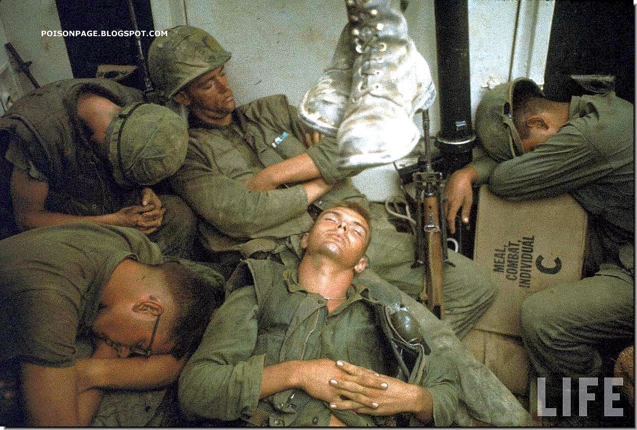 VIETNAM-WAR-STUNNING-LARGE-COLOR-IMAGES-