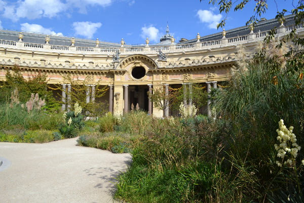 Art et glam: Se détendre au jardin du Petit Palais, Paris 8e