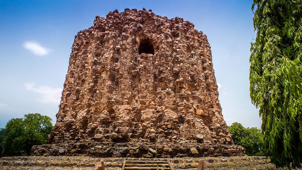 Alai Minar