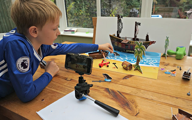filming using StikBot Pirate Movie Set