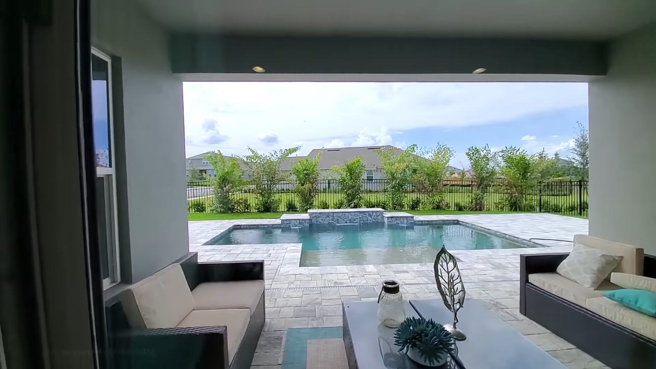 29 Photos vs. Winter Garden Model Tour | Tidewater Model w Bonus Room | Orlando Home Finders vs. Interior Design Tour