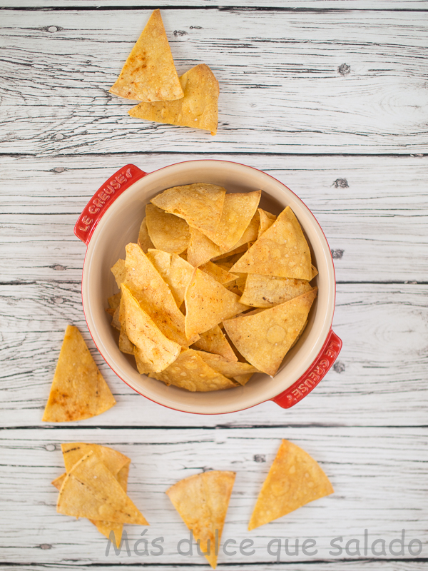 Nachos caseros con tortillas de maíz. Vídeo receta