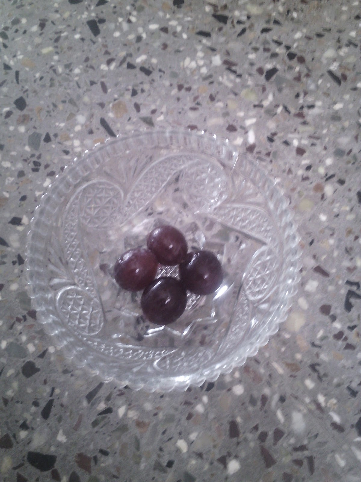 SKIN AND HAIR HOME TOP 5 GRAPE FACE MASKS FOR FLAWLESS SKINWITH STEP