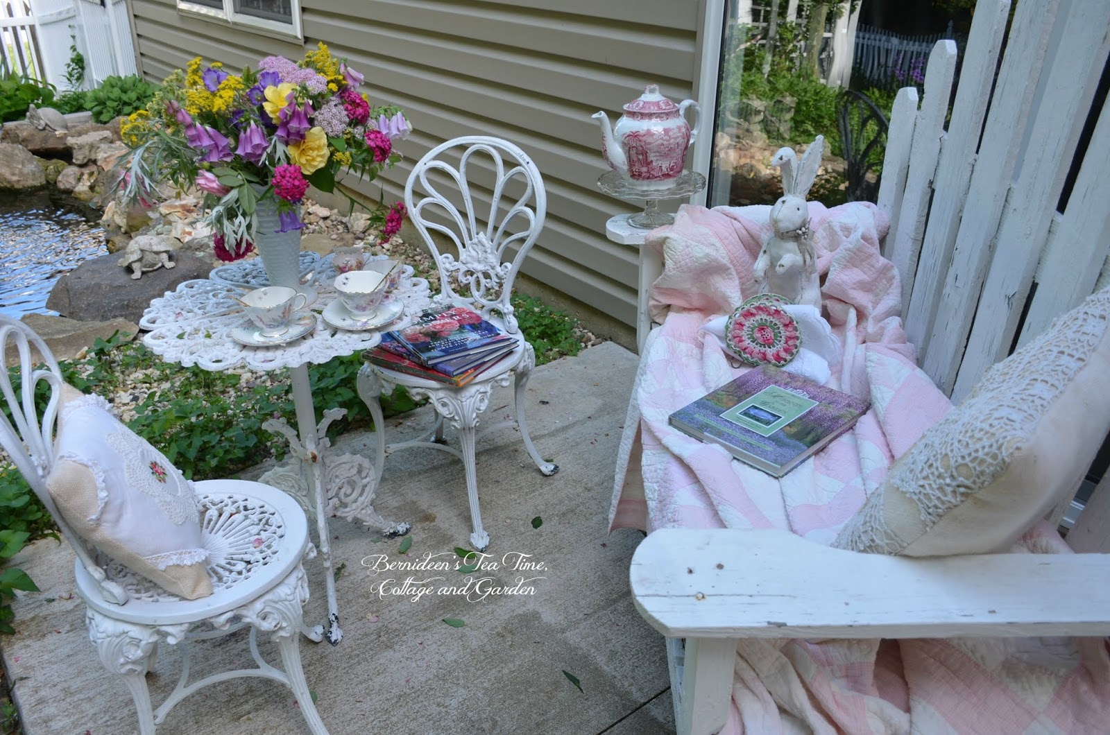 Bernideen's Tea Time, Cottage and Garden MOMENTS IN THE GARDEN for