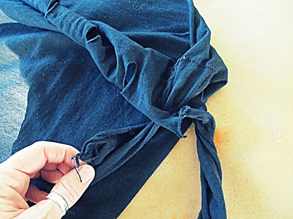 WobiSobi: No Sew, T-Shirt Skirt: DIY