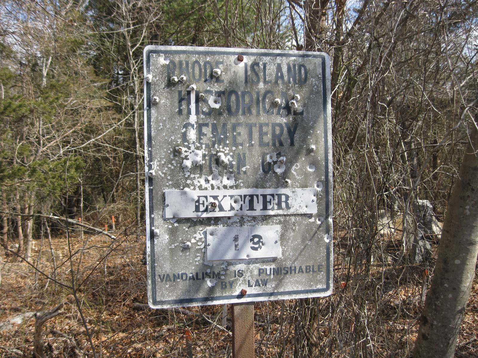 Exeter Historical Association Exeter, RI The Lost Graves of Exeter Cemetery 19