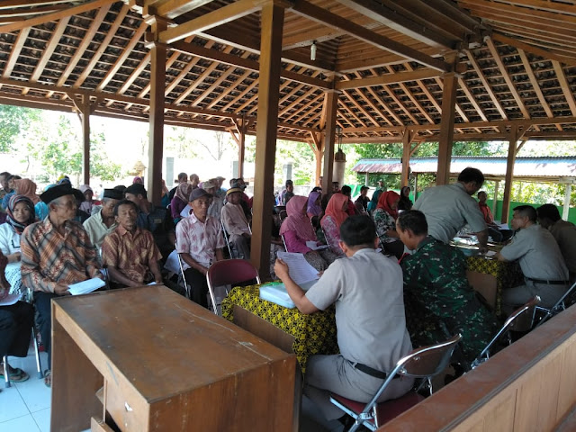 119 Sertifikat Program PTSL Desa Gilirejo Dibagikan