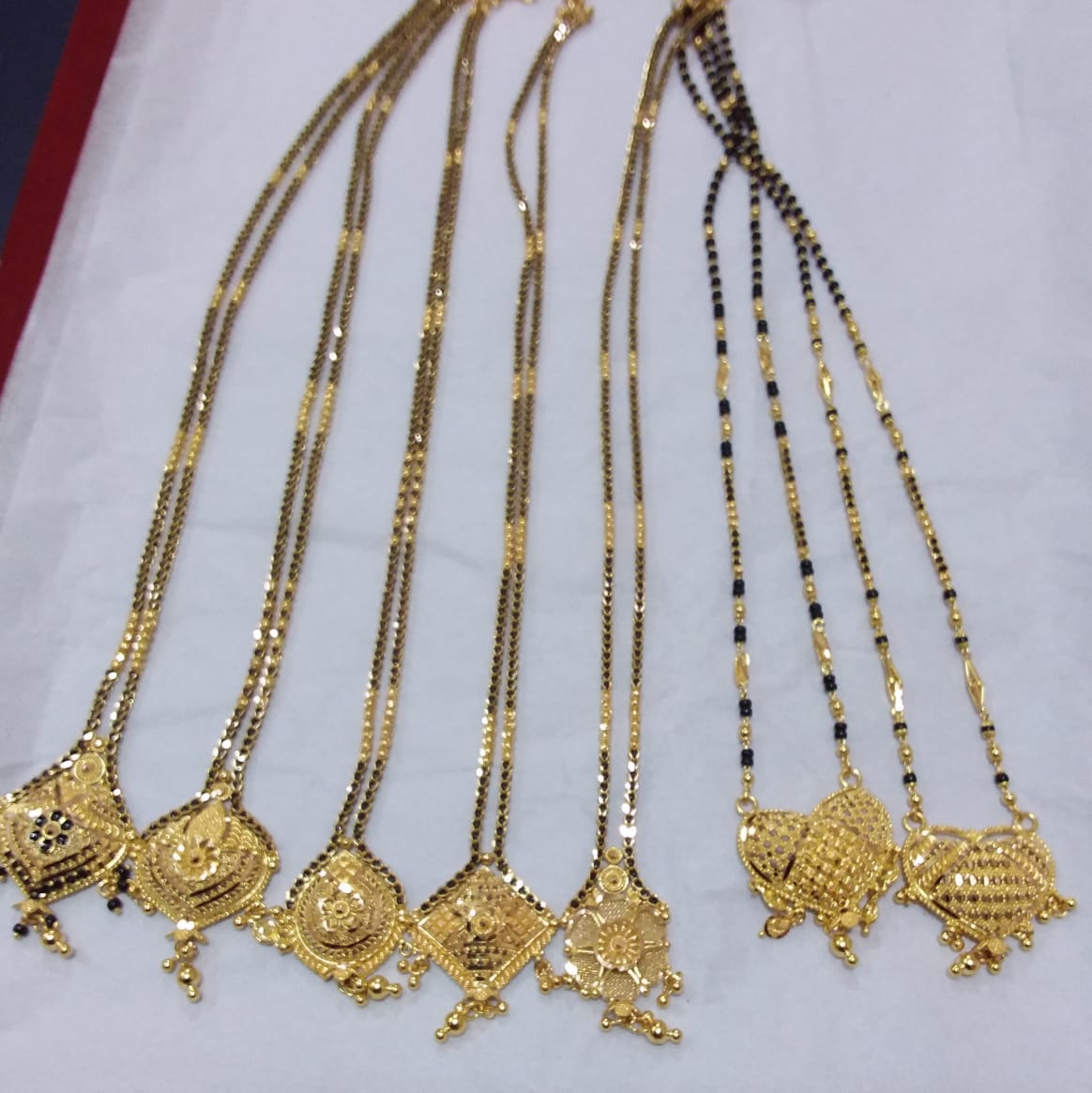 Latest mangalsutra designs for wedding samanta jewellers purchase online , mangalsutra karigar in kolkata, fancy mangalsutra designs