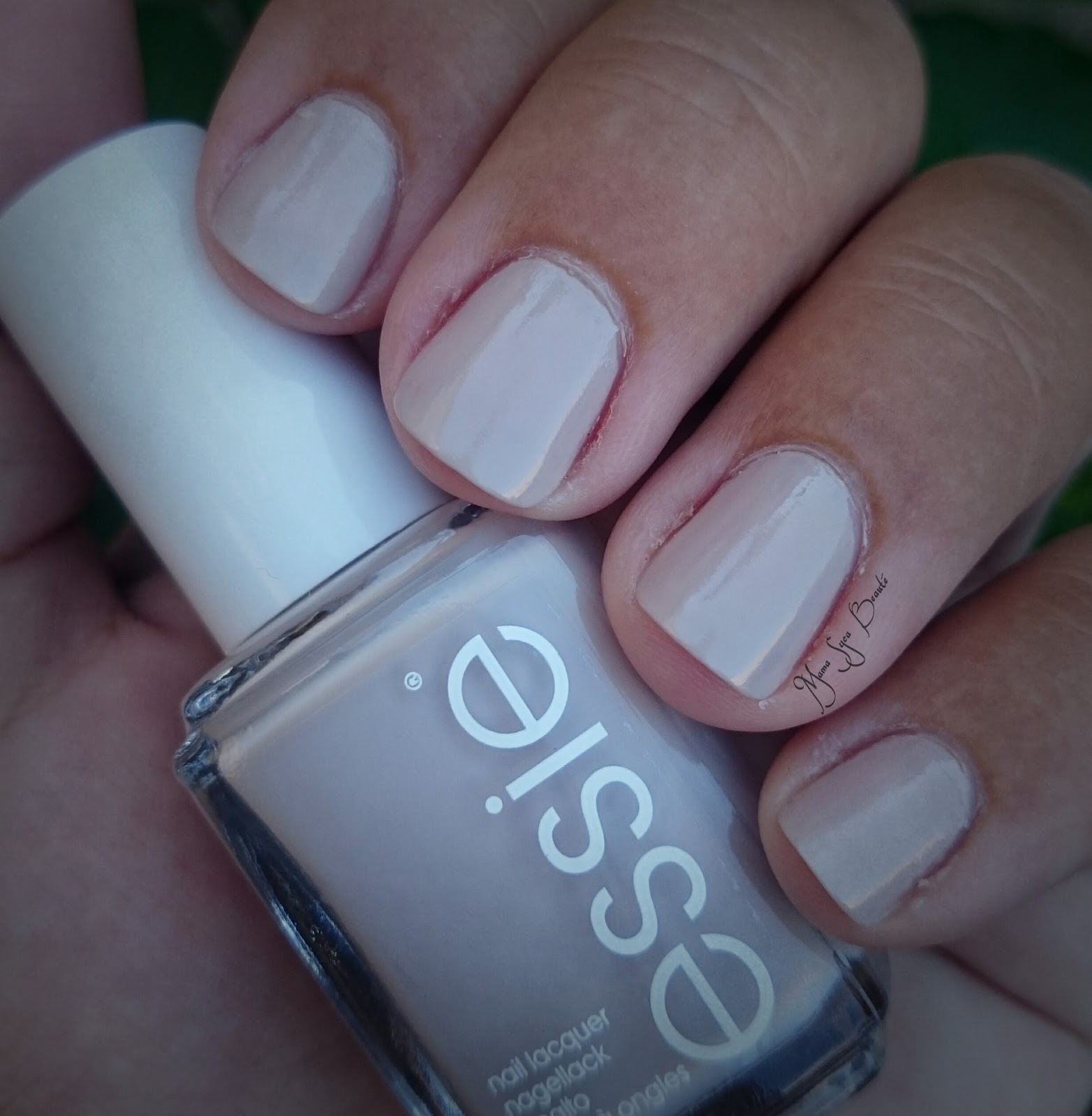The Hidden Gem In Essie'S Nude Collection - mmvgw77