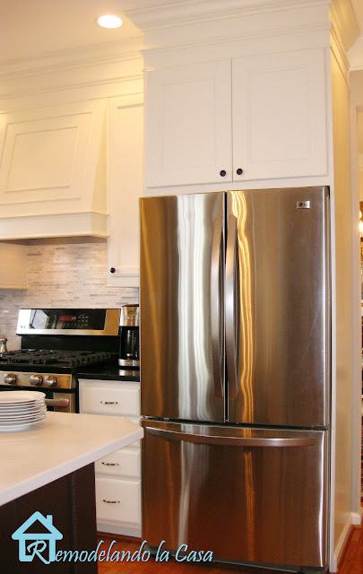 how to build a refrigerator enclosure for your kitchen.
