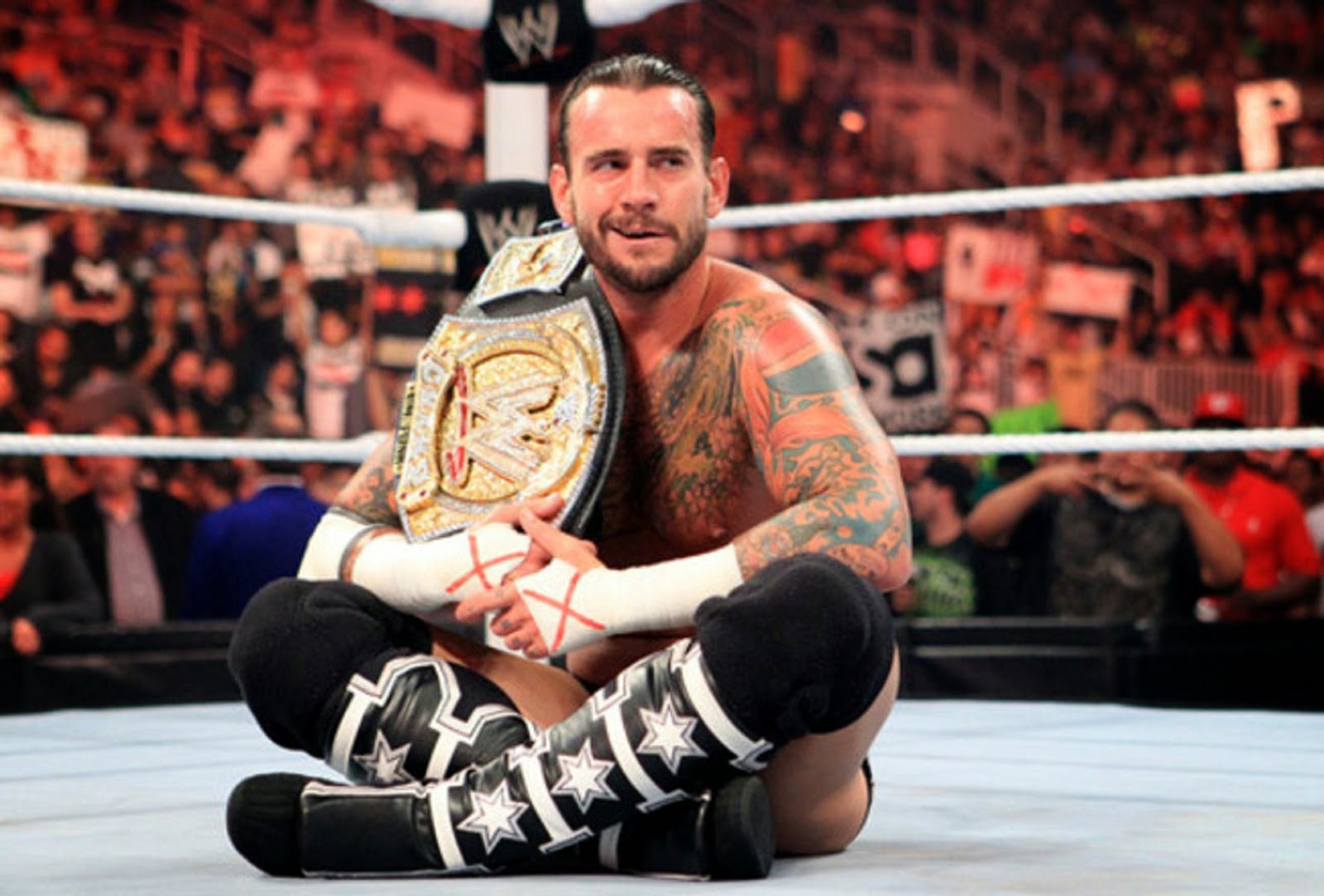 Cm punk wwe championship. Cm punk. Cm punk wwe champion. см панк wwe. см панк wwe.