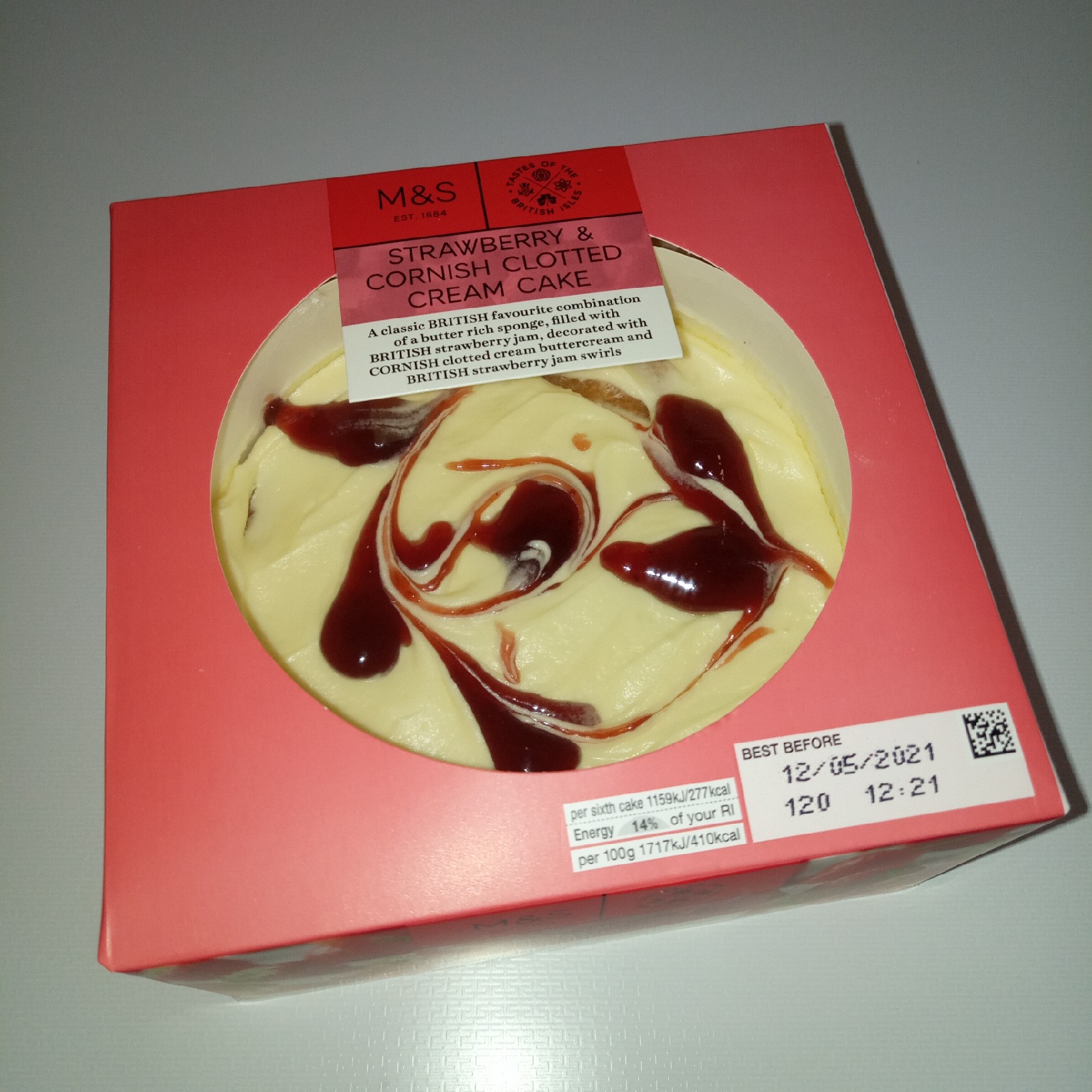 Supersupergirl's Food Reviews M&S Marks and Spencers Strawberry