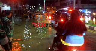 BREAKINGNEWS: Kota Idi Mulai Dikepung Banjir, Jalan Lintas Nasional Macet Desember 5, 2020