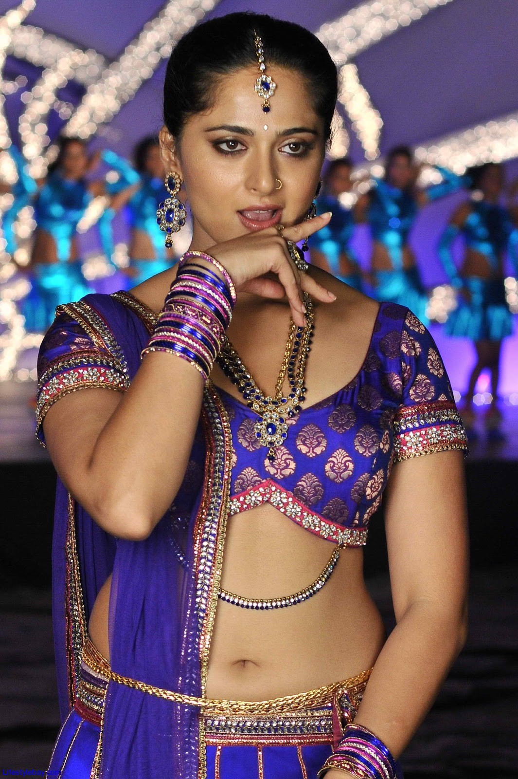 Actress Anushka Shetty Hot Navel Show Hot Sex Picture 