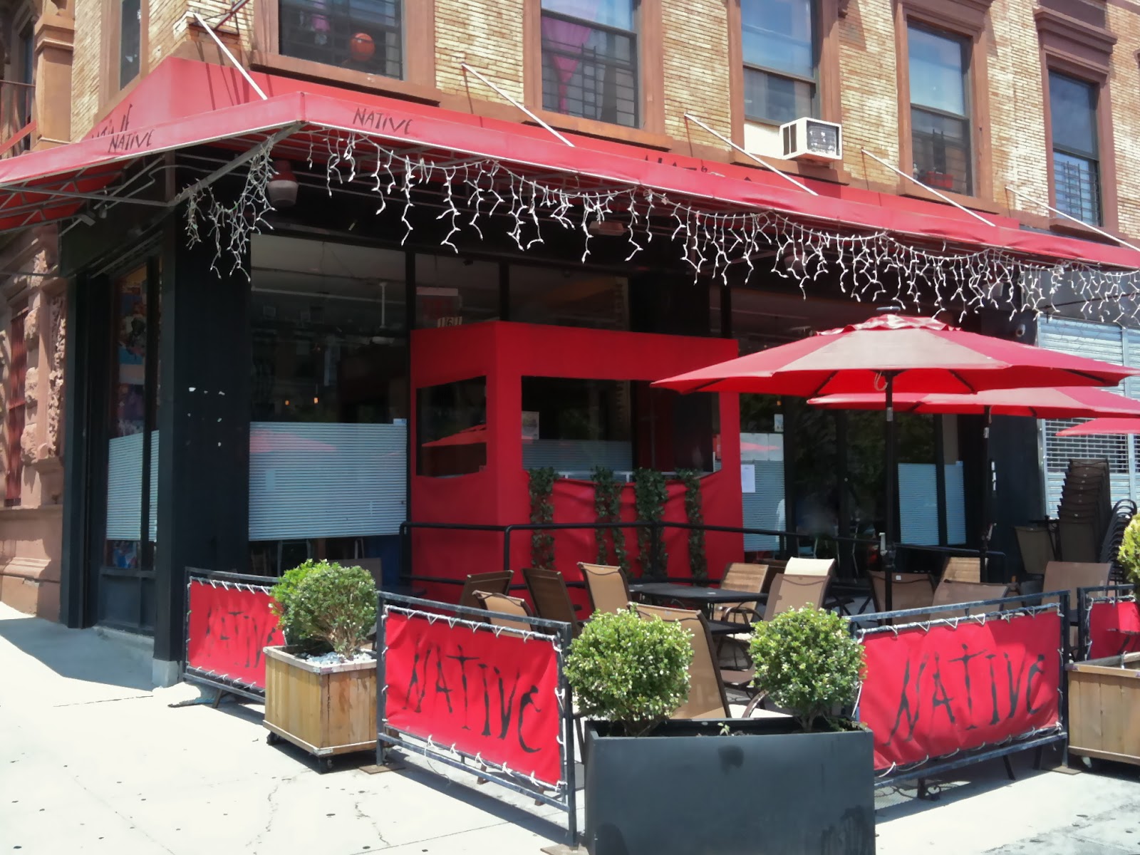 H A R L E M + B E S P O K E ☞ READ The Lack of Gay Bars in Harlem