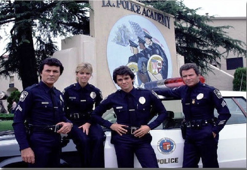 CULT SERIES ANTHOLOGY - OS ANOS DE OURO DA TELEVISÃO - VOLUME I (DUBLADO720P) – 1968/1986 FOTO%2B6